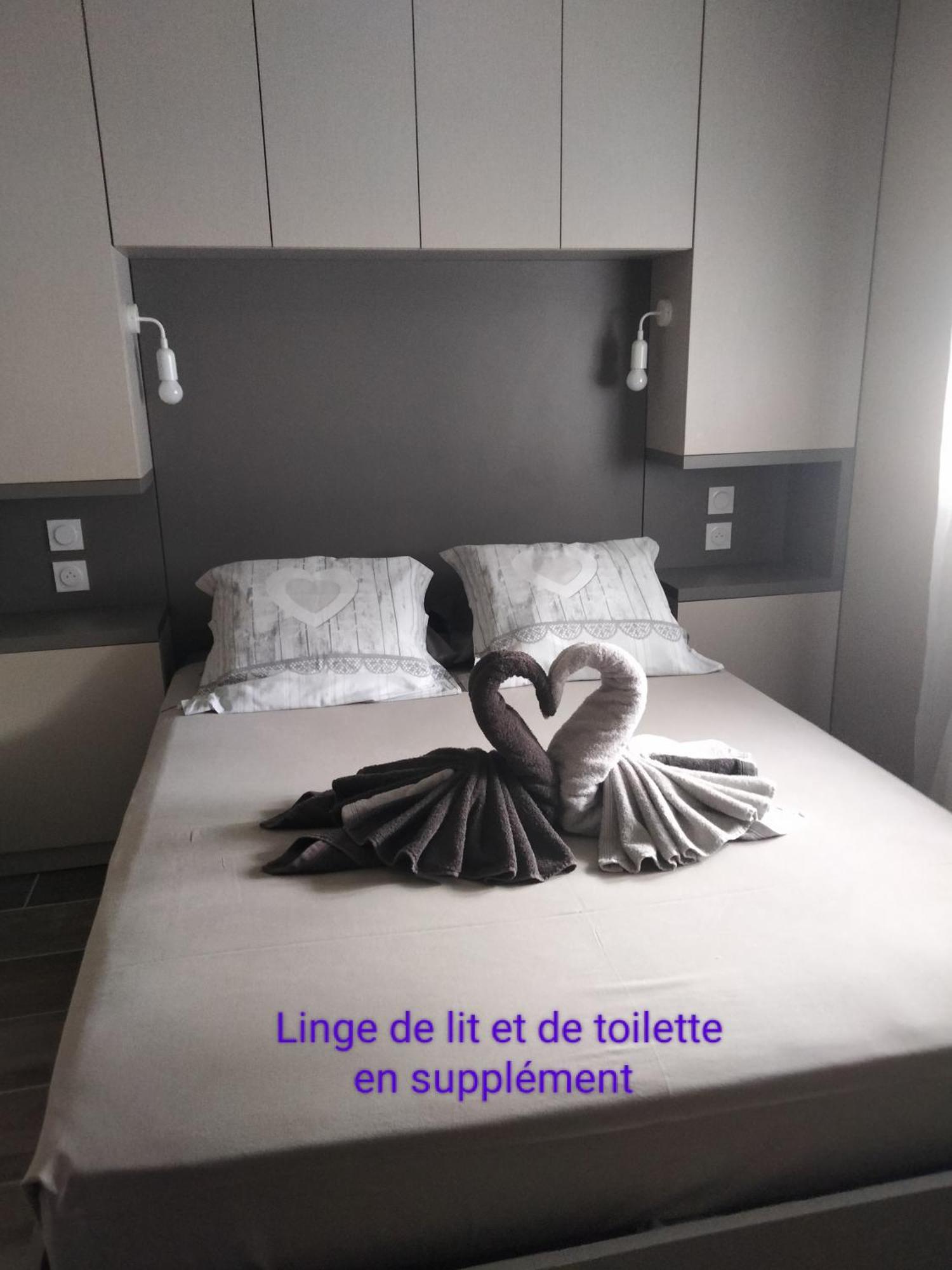 Lou Mazet Villa Uchaud Ngoại thất bức ảnh